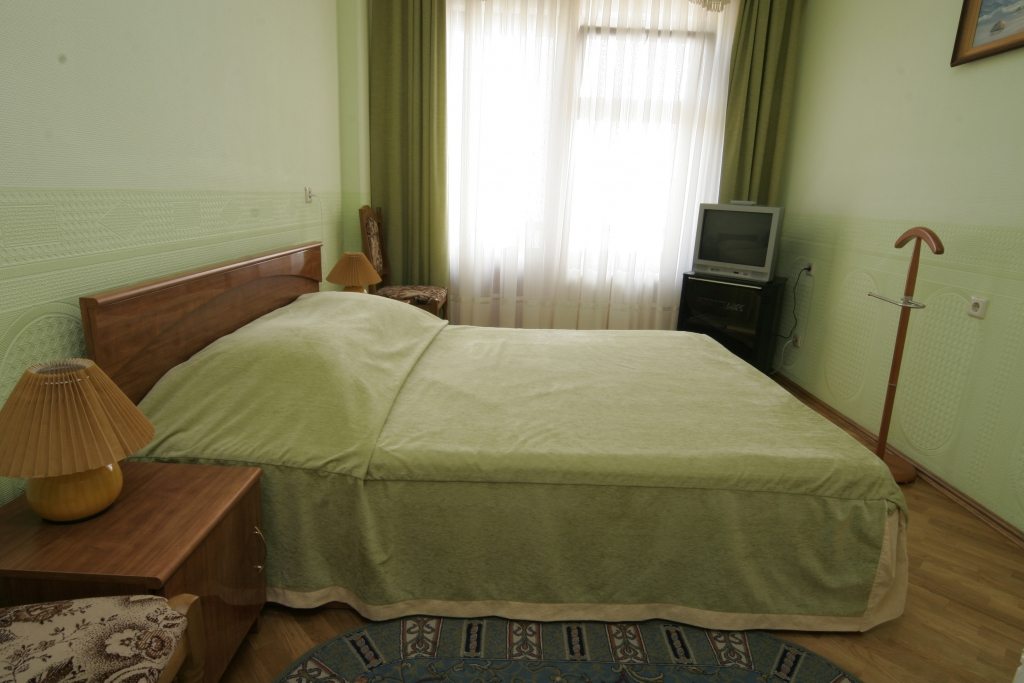 Двухместный (Двухкомнатный 1-категории) гостиницы Юг, Краснодар