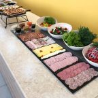 Ультра Всё включено, Отель MoreLeto