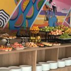 Ультра Всё включено, Отель MoreLeto