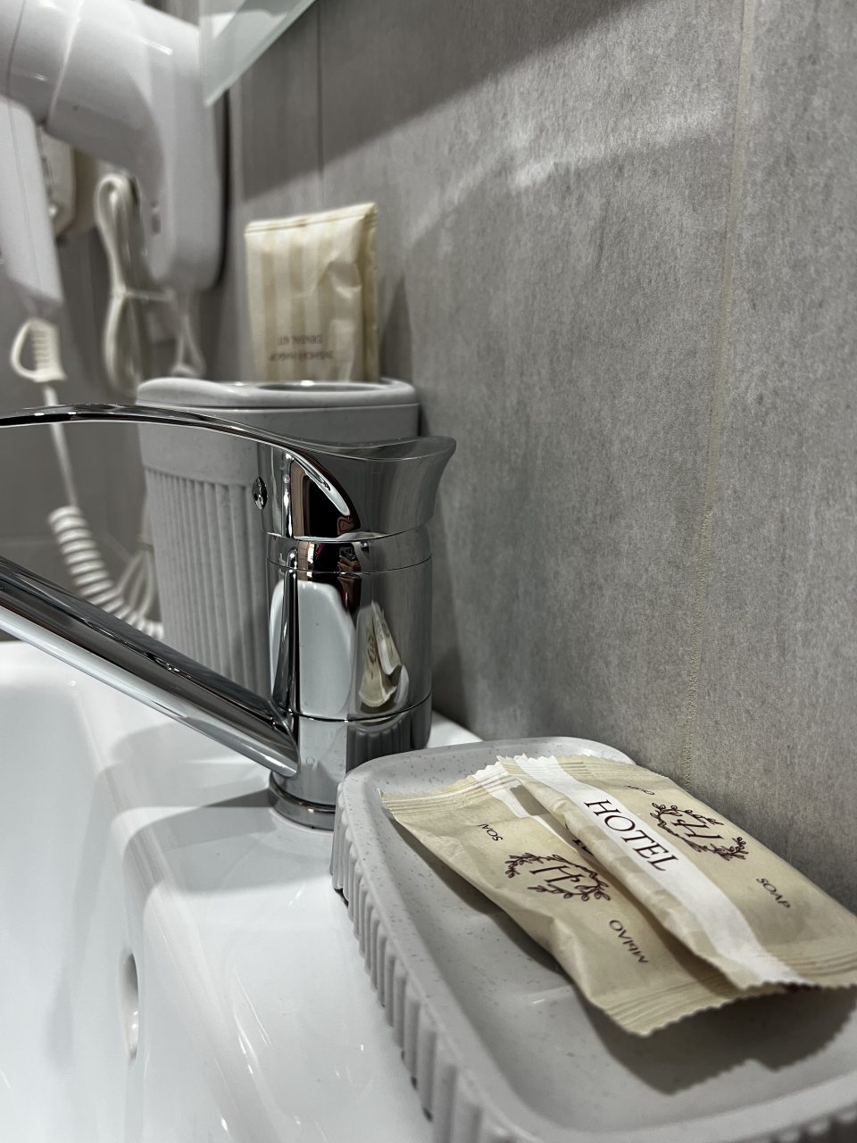 Всё для личного ухода:в номере душ туалет и набор принадлежн