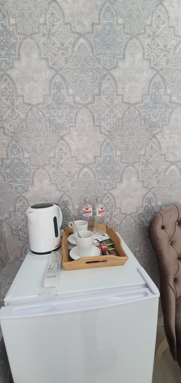 Чайник, чай, кофе — всё для уютного чаепития в вашем номере.