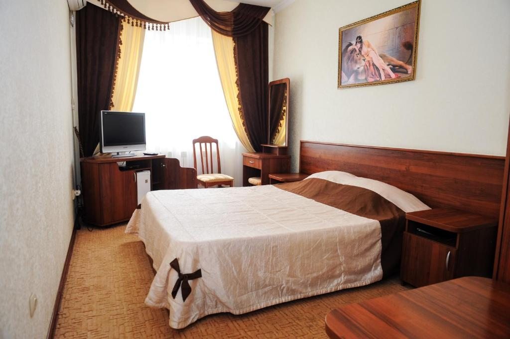 Двухместный (Стандартный двухместный номер с 1 кроватью) отеля Рандеву, Армавир
