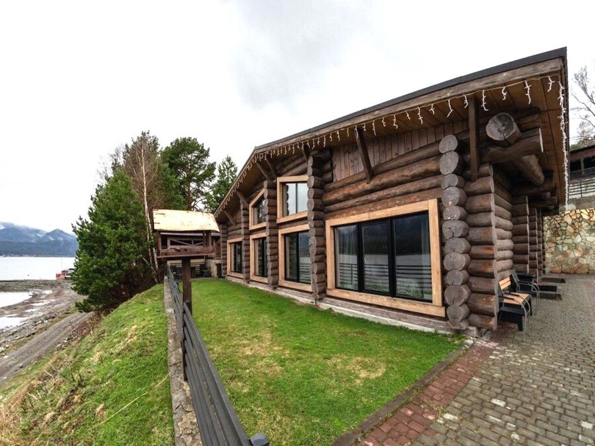 Шале (Охотничий), Гостевой дом Шале Телецкое