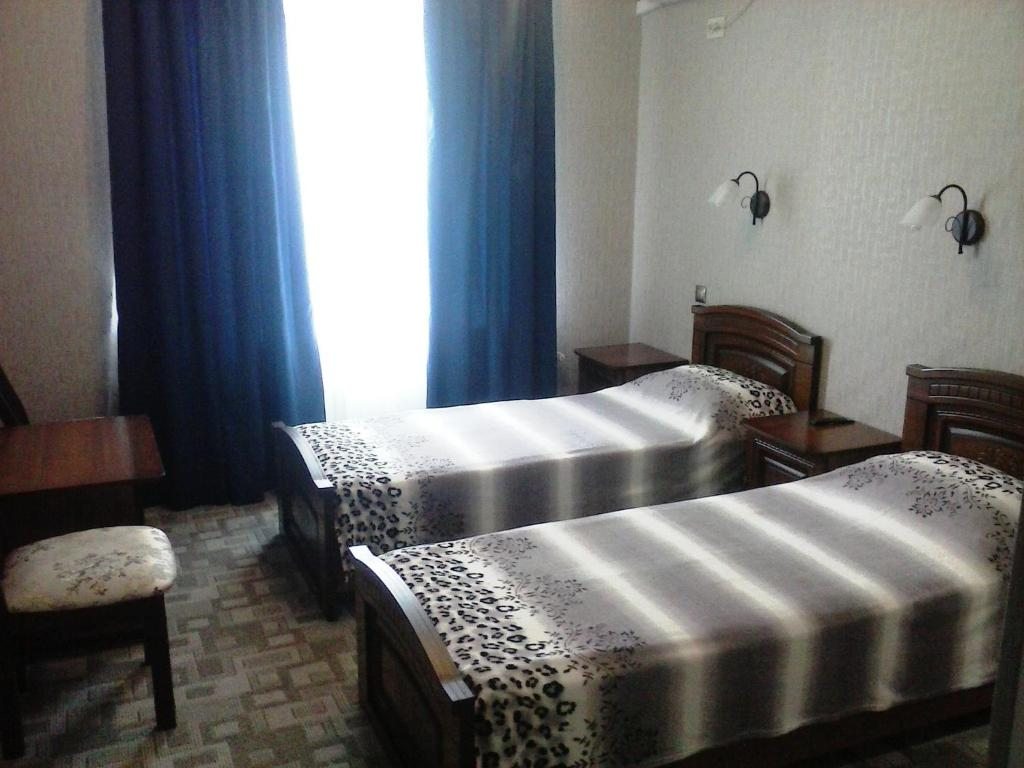 Двухместный (Двухместный номер Делюкс с 2 отдельными кроватями) гостевого дома Теремок на Чкалова, Адлер
