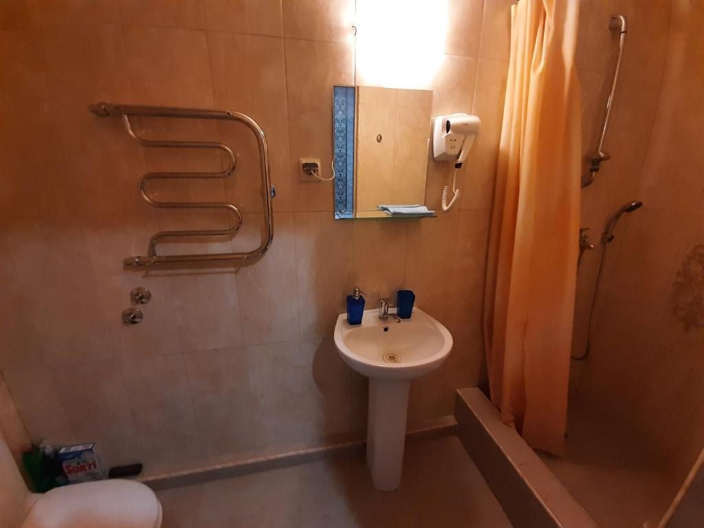 Четырехместный (Четырехместный номер с душем), Гостевой дом Теремок на Чкалова