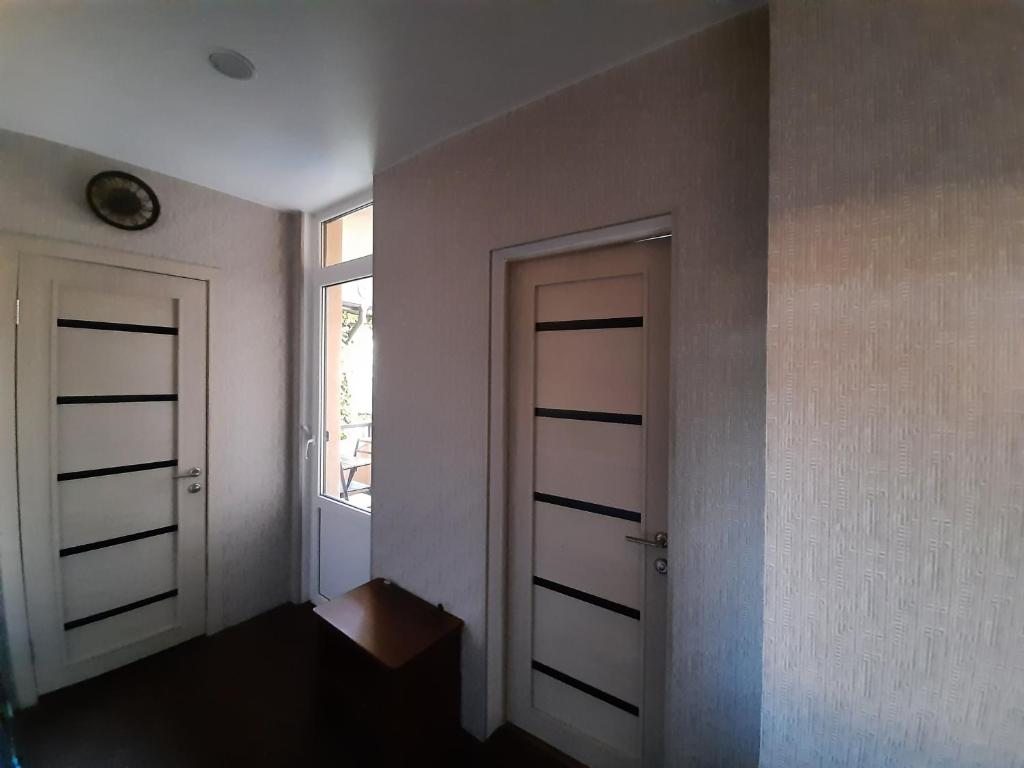 Апартаменты (Апартаменты с 2 спальнями), Гостевой дом Теремок на Чкалова