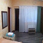 Двухместный (Небольшой двухместный номер с 2 отдельными кроватями), Гостевой дом Теремок на Чкалова
