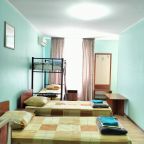 Трехместный (С раздельными кроватями в срубе 1 и 3, в корпусе номер 2.4), Гостевой дом Асият