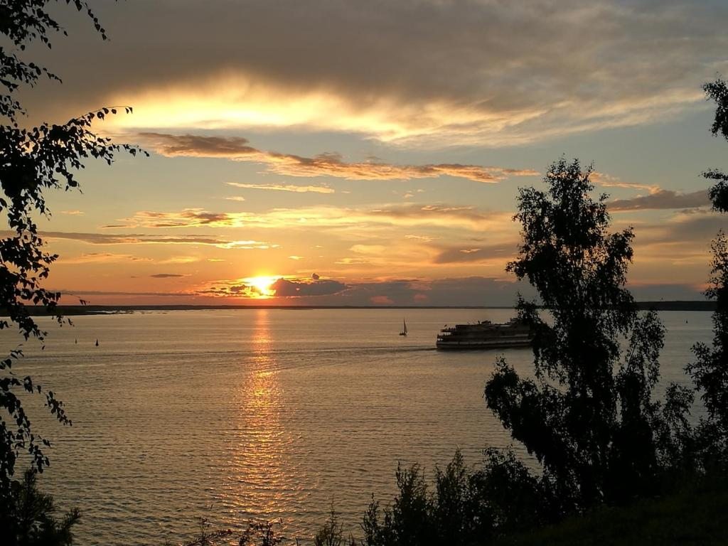 Номер (Дом с 8 спальнями), Гостиница Волга-Волга