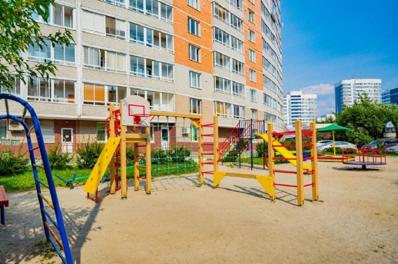 Дет площадка