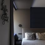 Двухместный номер, оформленный в спокойных тонах