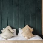 Небольшой стандартный двухместный номер