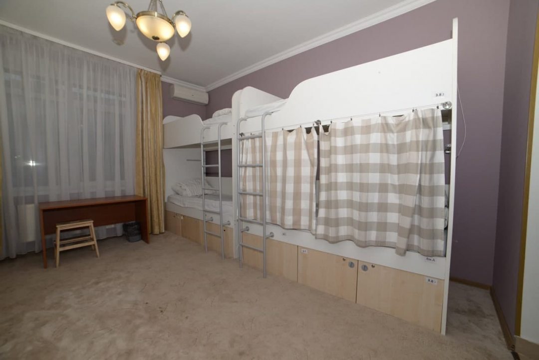 Номер (Кровать в общем 8-местном номере для мужчин) хостела BERRY HOSTEL, Нижний Новгород