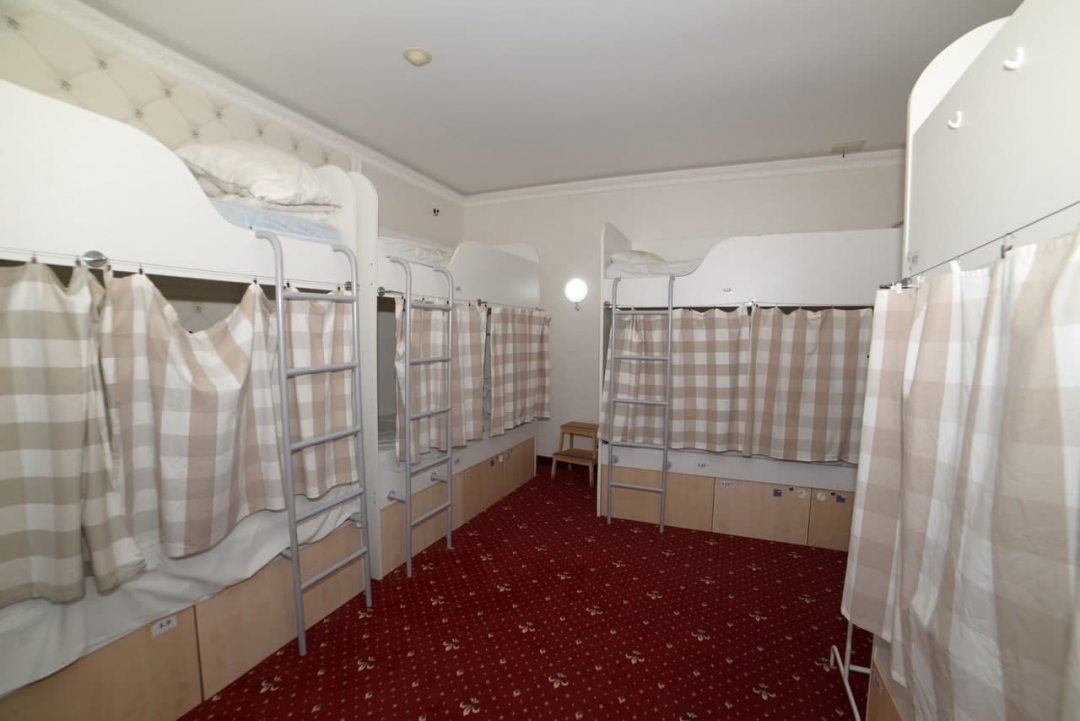 Номер (Кровать в общем 14-местном номере для мужчин и женщин) хостела BERRY HOSTEL, Нижний Новгород