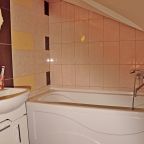 Двухместный (Бюджетная мансардная комната (225)), Гостевой дом Шинель