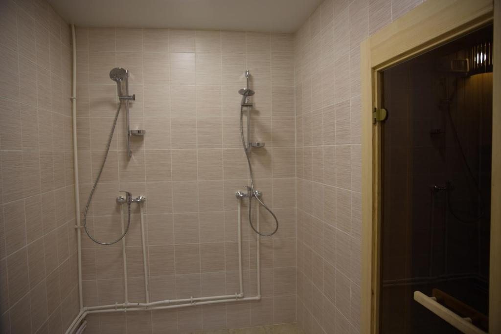 Двухместный (Двухместный номер эконом-класса с 2 отдельными кроватями и общей ванной комнатой) отеля Магистраль, Первоуральск