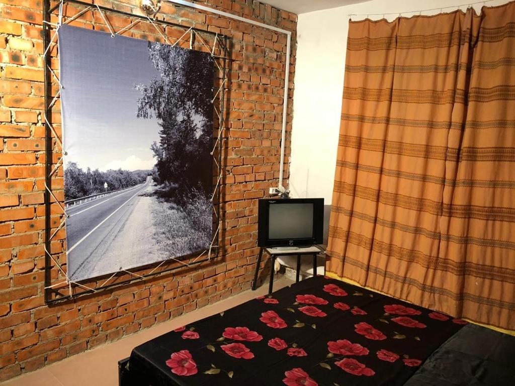 Двухместный (Бюджетный двухместный номер с 1 кроватью) гостевого дома K-79 Лофт, Биробиджан