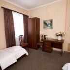 Трёхместный и более (Студия Двухкомнатная), Отель Кама