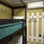 Двухъярусная кровать в четырёхместном номере