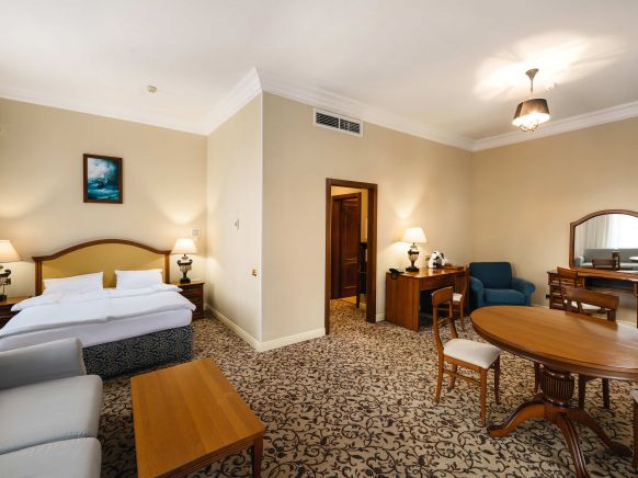 Фотография номера гостиницы Riviera Sunrise Resort & SPA ALUSHTA