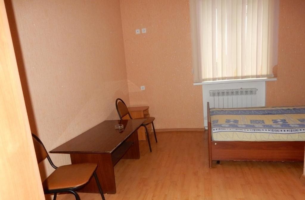 Двухместный (Бюджетный двухместный номер с 2 отдельными кроватями) гостиницы На Леонова, Балаково