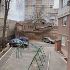 Детская площадка, Гостиница Арбат