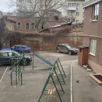 Детская площадка, Гостиница Арбат