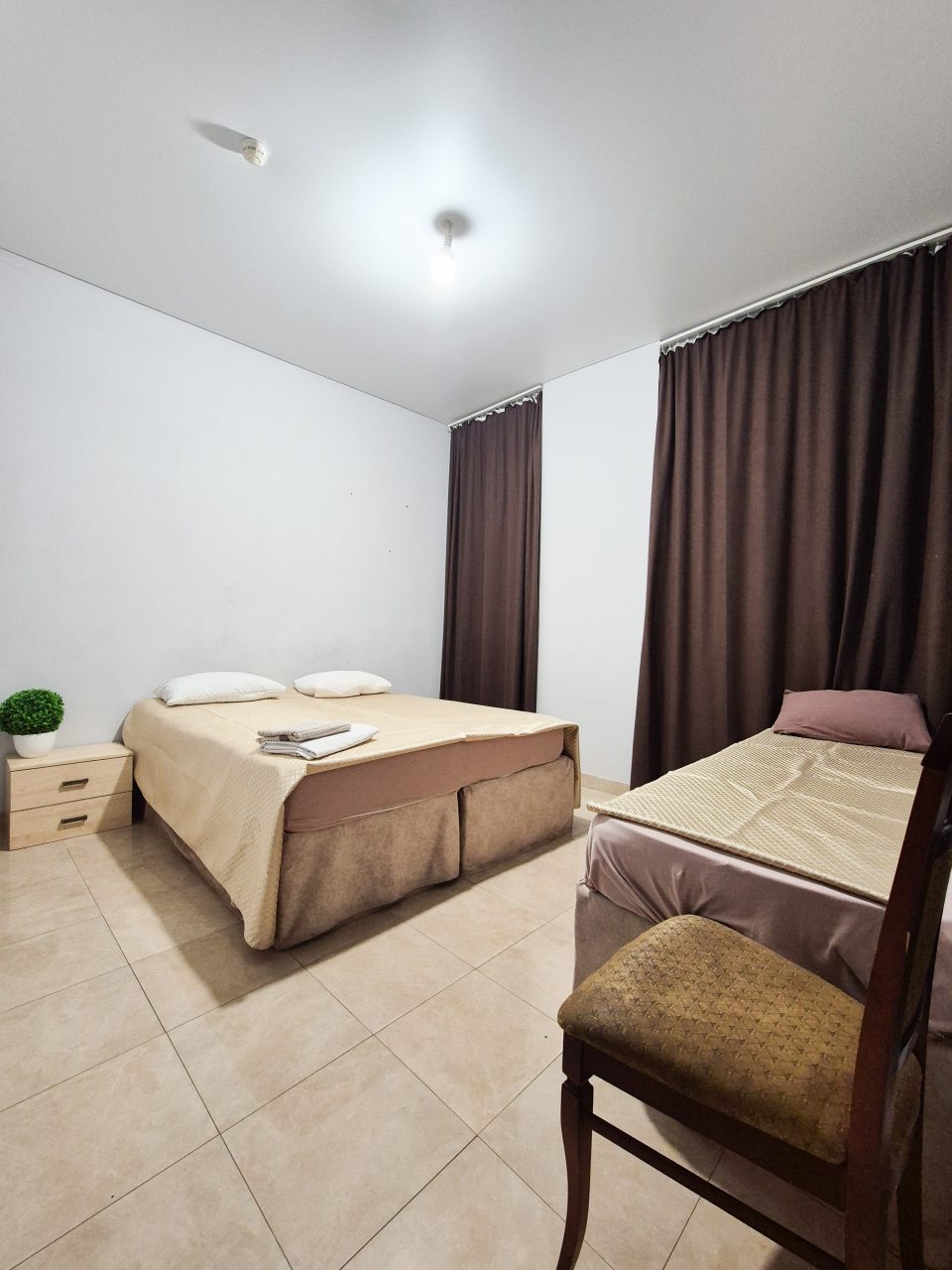 Трёхместный и более (Трехместный), Гостиница Арбат