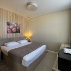 Двухместный (Улучшенный, С 1 кроватью), Central Hotel