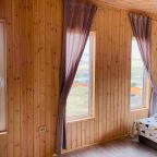 Восьмиместный (Номер 2 спальни, 2 уровня (7+1 доп.) в коттедже "Маяк"), База отдыха Сад Камней