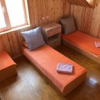 Четырехместный (Номер 2-х комнатный, 2 уровня (4+1 доп.) на 3 этаже в корпусе "Эко-комфорт"), База отдыха Сад Камней