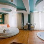 Полулюкс (Spa DeLuxe, С джакузи), Гостиница Палитра