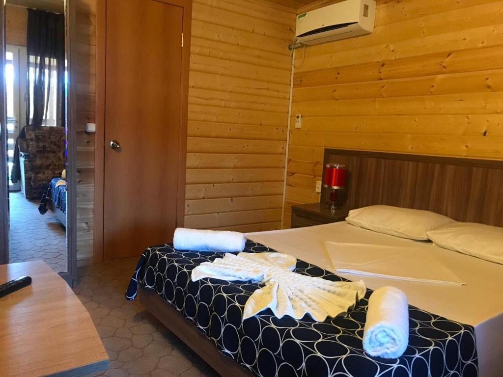 Двухместный (Однокомнатный номер для двух человек с одной двуспальной кроватью.) гостевого дома Dolche Vita, Джемете
