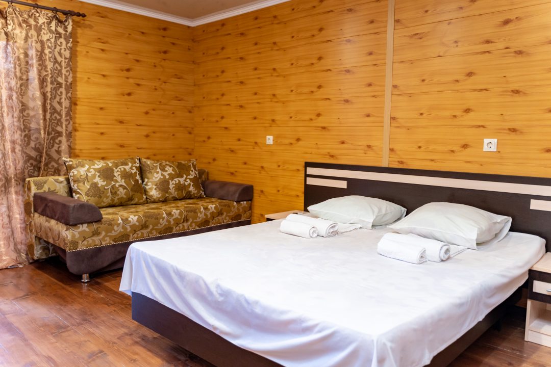 Двухместный (Двухместный номер Делюкс с 1 кроватью или 2 отдельными кроватями) гостевого дома Теремок, Анапа