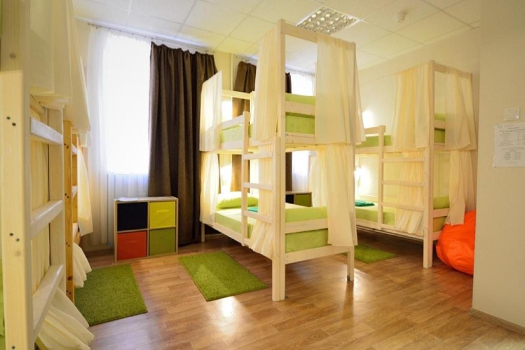 Номер (Кровать в общем 10-местном номере для мужчин) хостела Nice, Сергиев Посад