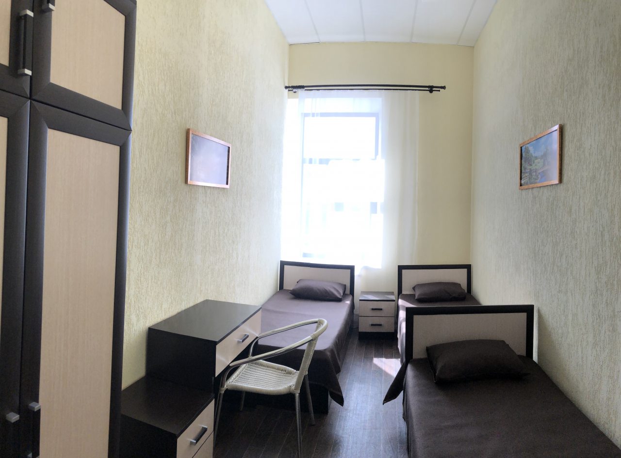 Трехместный (Трехместный номер эконом), Гостиница Бестужев