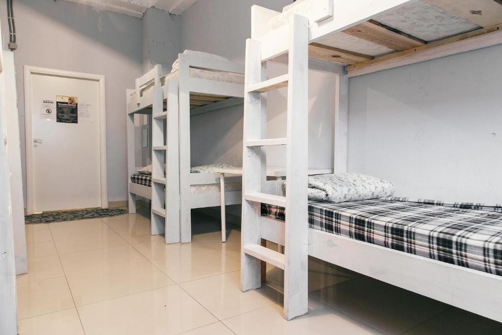 Номер (Кровать в общем 8-местном номере для мужчин и женщин) хостела Husky, Улан-Удэ