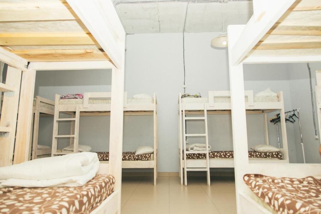 Номер (Спальное место на двухъярусной кровати в общем номере для мужчин и женщин) хостела Husky, Улан-Удэ