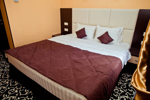 Двухместный (Стандарт, С 1 кроватью) гостиницы Лайт Отель, Волгоград