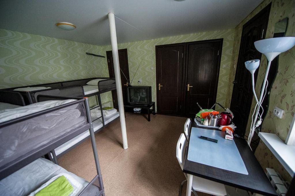 Номер (Кровать в общем 4-местном номере для мужчин и женщин) хостела Оренбург