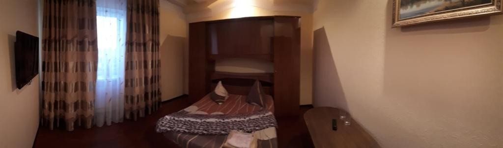 Двухместный (Двухместный номер Делюкс с 1 кроватью) мини-гостиницы Золотая миля, Оренбург