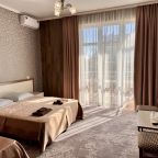 Трехместный (Номер стандарт с балконом), Гостевой дом Diamond