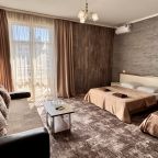 Трехместный (Номер комфорт с балконом), Гостевой дом Diamond