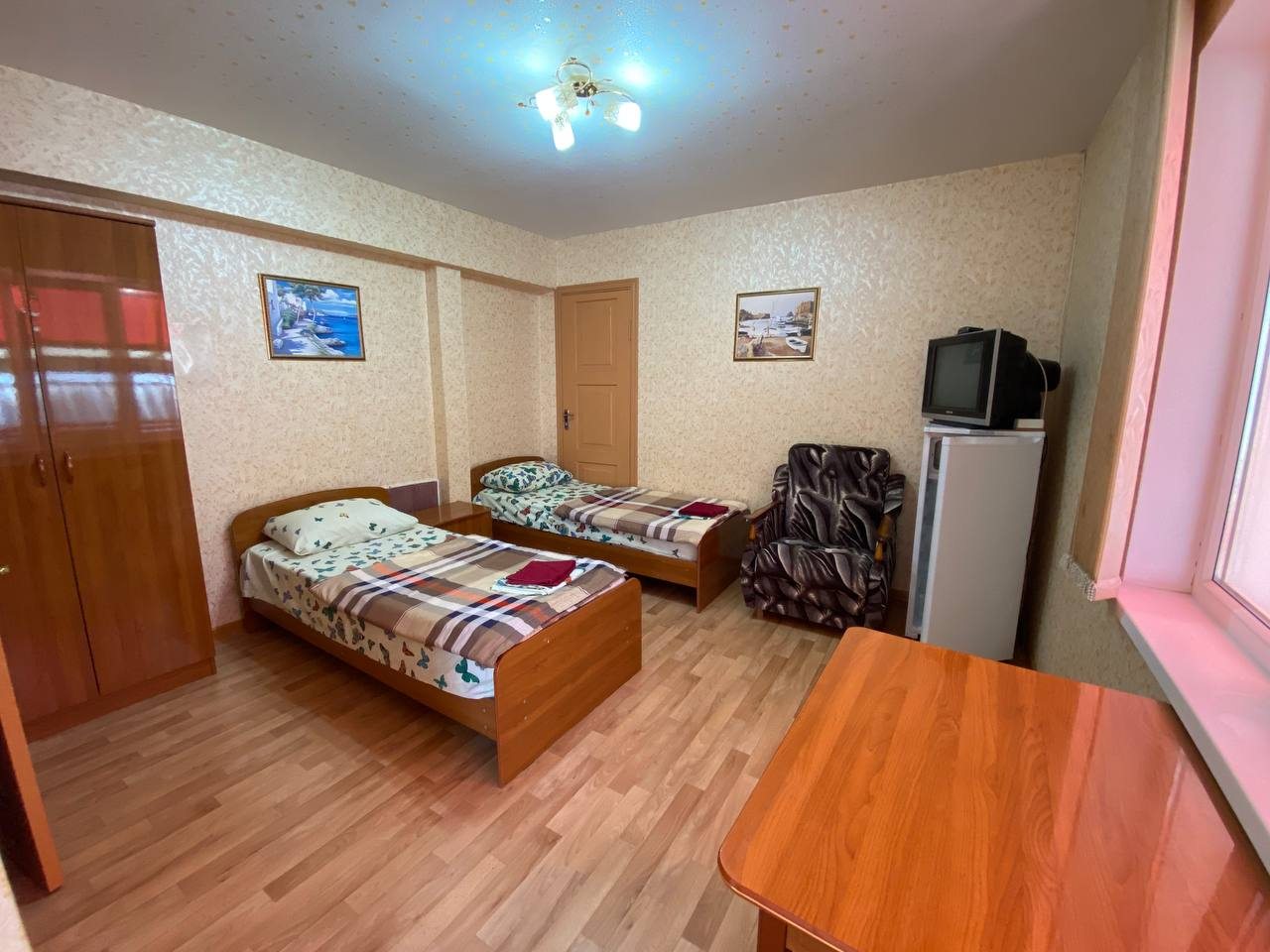 Двухместный (Стандартный двухместный номер с 2 отдельными кроватями) гостевого дома Екатерина на Новороссийской, Анапа