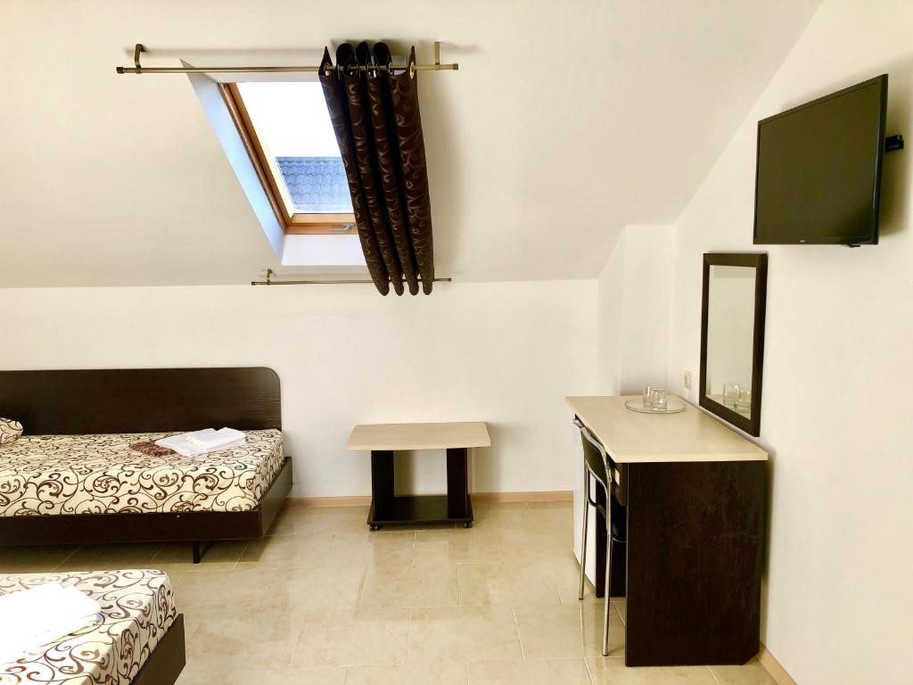 Двухместный (Двухместный номер с 1 кроватью или 2 отдельными кроватями) гостевого дома Магнат, Анапа