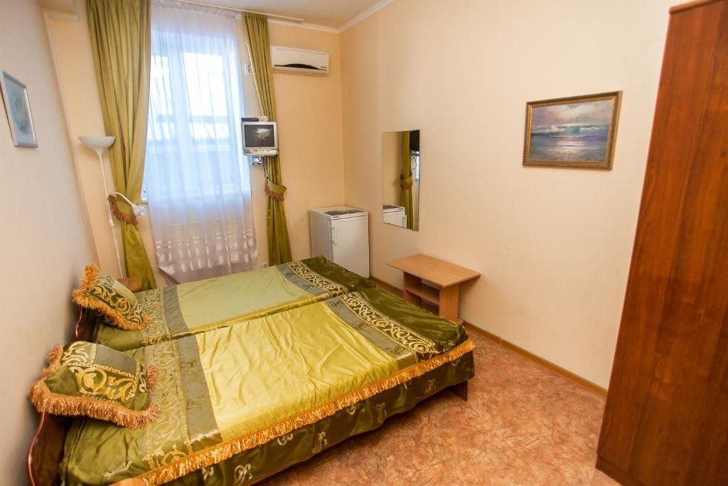 Двухместный (Двухместный номер с 2 отдельными кроватями и душем) гостевого дома Агидель, Анапа
