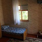 Трехместный (Улучшенный трехместный номер), Гостевой дом Домик у моря на Тургенева