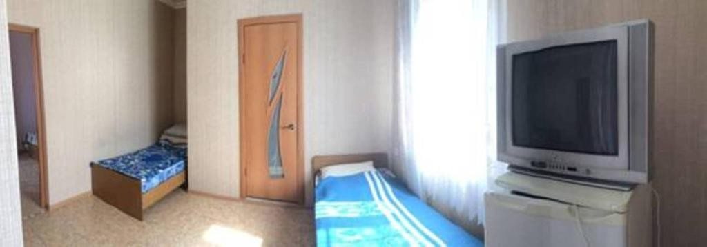 Четырехместный (Четырехместный номер Делюкс), Гостевой дом Домик у моря на Тургенева