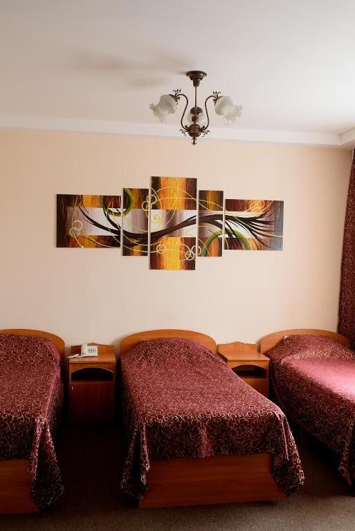 Двухместный (Большой двухместный номер с 2 отдельными кроватями) гостиницы Бест, Бугульма