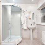 сан.узел в спальне на первом этаже